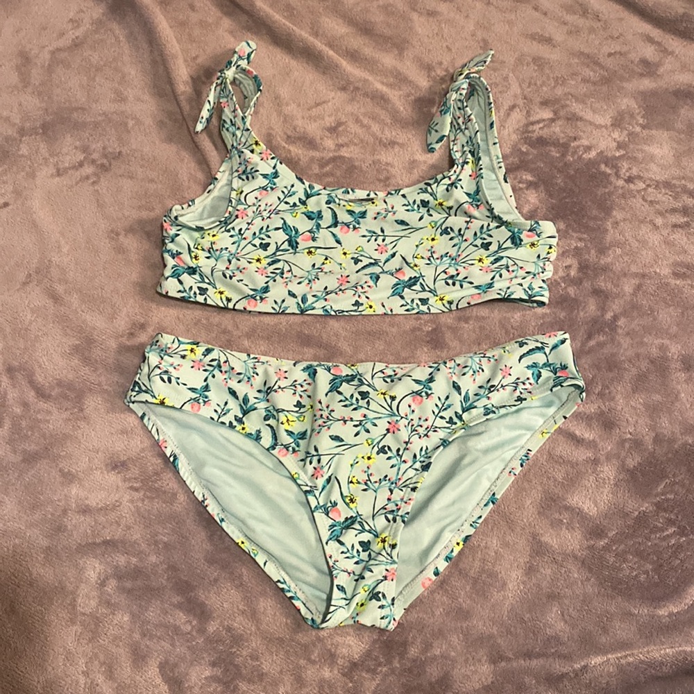 Old Navy Floral Tie-Shoulder Bikini Set - Light Blue